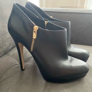 Gorgeous Leather Michael Kors Booties